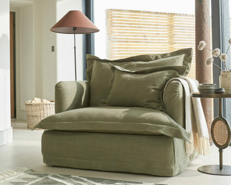 Ava chair