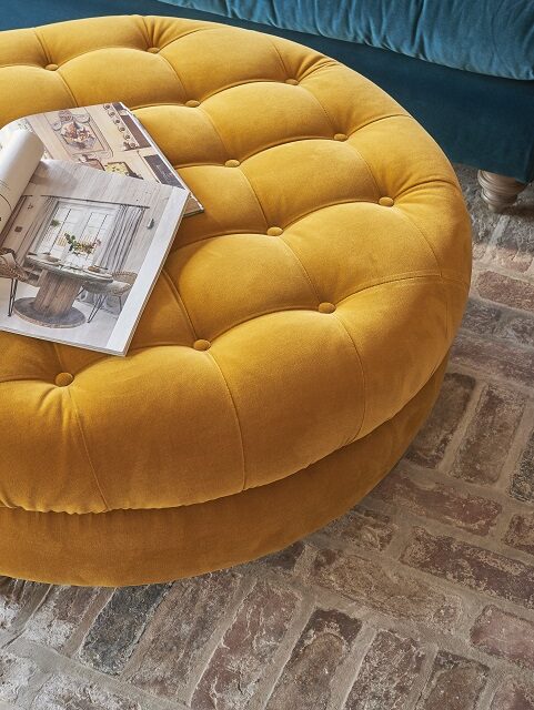 Duffel footstool