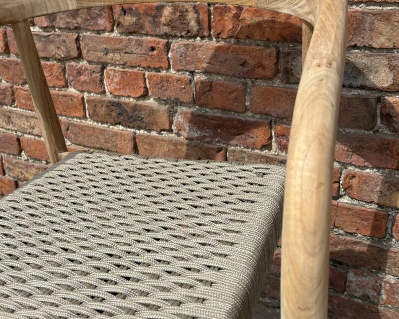 Kurt chair detail