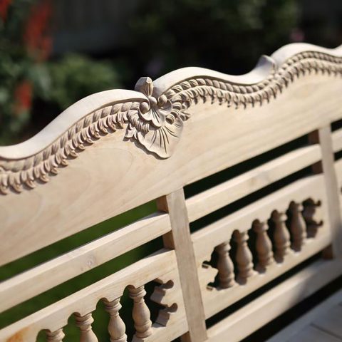 the-french-bench-detail